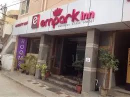 Varachha hotel evening for Surat outcall