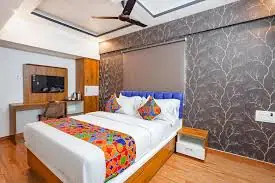 Vijay Nagar hotel evening for Indore outcall