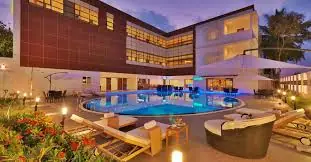 Main Road hotel evening for Ranchi outcall