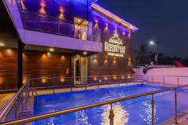 Gumti No.5 hotel evening for Kanpur outcall