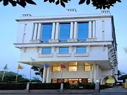 MILF Escorts in Magarpatta near Hadapsar township in Pune