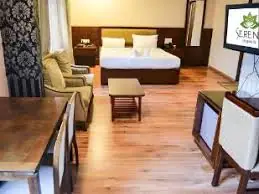Athwa hotel evening for Surat outcall