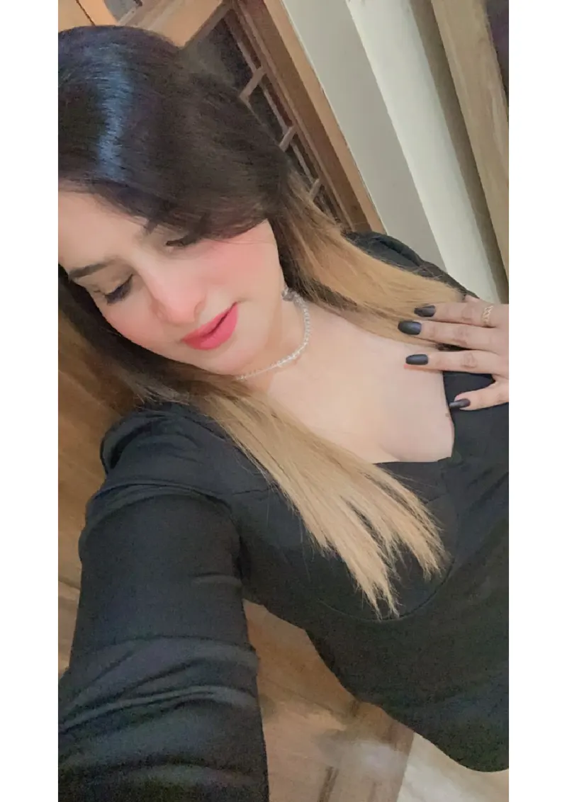 Pinky🔥😎🌹♥️...............high profile indian model